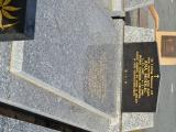 image of grave number 929683